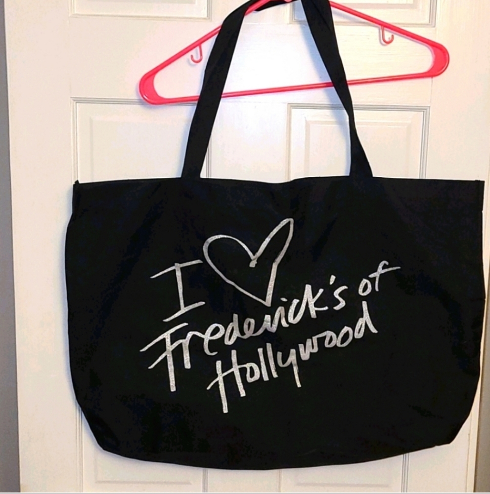 Vintage RARE Frederick's of Hollywood beach tote bag
